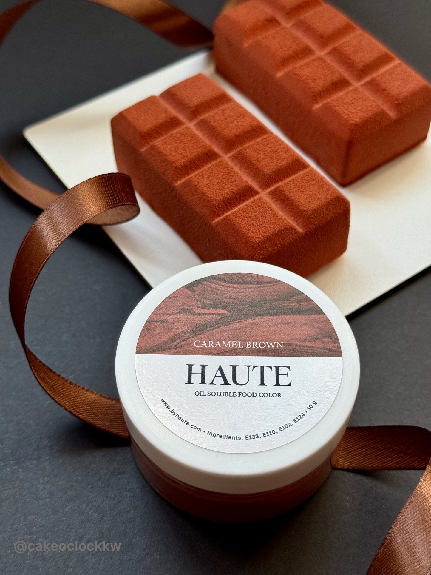 Best Haute Food Colors by Ksenia Penkina, Decoration Glitter Tint, Water Soluble, Oil Soluble, Fat Soluble Powder, Food Colouring, Easter Collection, Chefrubber, Colourmill, Chefmaster, Silikomart, Pavoni, Decorelief, Matfer, PastryClass, Valrhona, Cacao Barry
