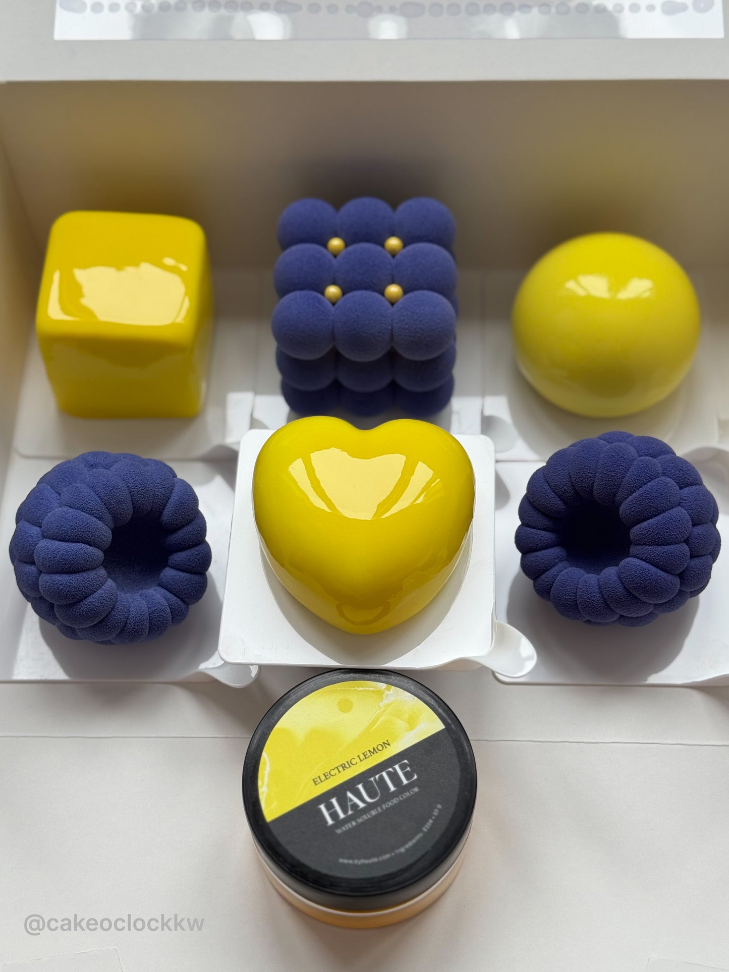 Best Haute Food Colors by Ksenia Penkina, Natural Colouring, Water Soluble, Oil Soluble, Fat Soluble Powder, Professional, Chefrubber, Colourmill, Chefmaster, Silikomart, Pavoni, Decorelief, Matfer, PastryClass, Valrhona, Cacao Barry, For Macarons, For Cakes