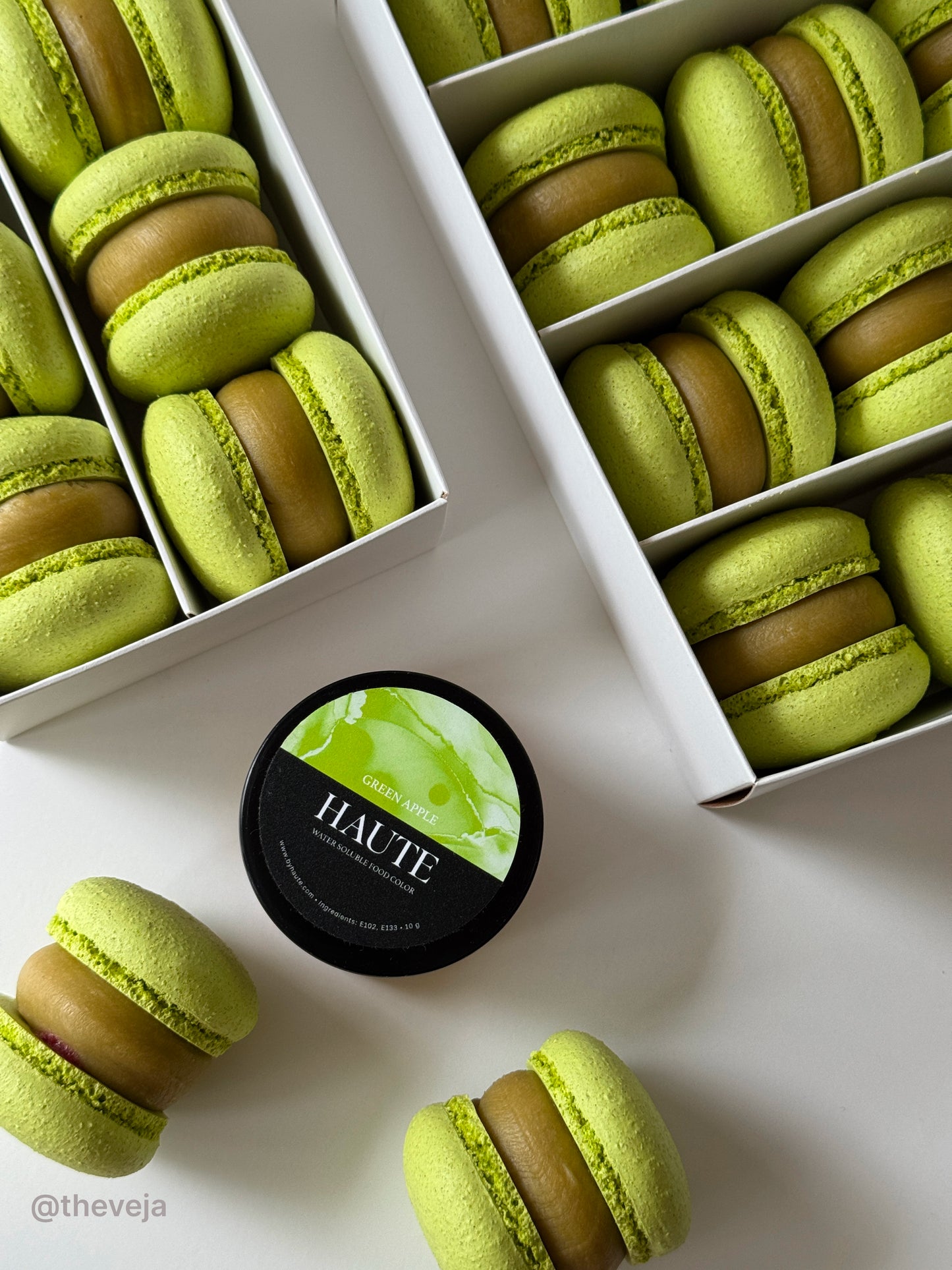 Best Haute Food Colors by Ksenia Penkina, Natural Colouring, Water Soluble, Oil Soluble, Fat Soluble Powder, Professional, Chefrubber, Colourmill, Chefmaster, Silikomart, Pavoni, Decorelief, Matfer, PastryClass, Valrhona, Cacao Barry, For Macarons, For Cakes