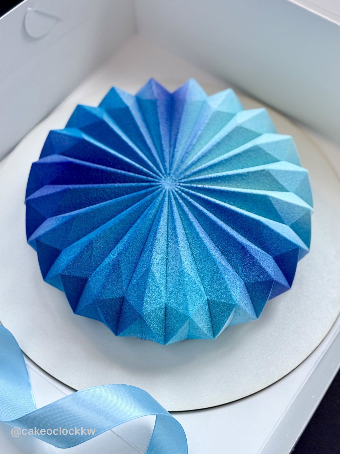 Best Haute Food Colors by Ksenia Penkina, Natural Colouring, Water Soluble, Oil Soluble, Fat Soluble Powder, Professional, Chefrubber, Colourmill, Chefmaster, Silikomart, Pavoni, Decorelief, Matfer, PastryClass, Valrhona, Cacao Barry, For Macarons, For Cakes