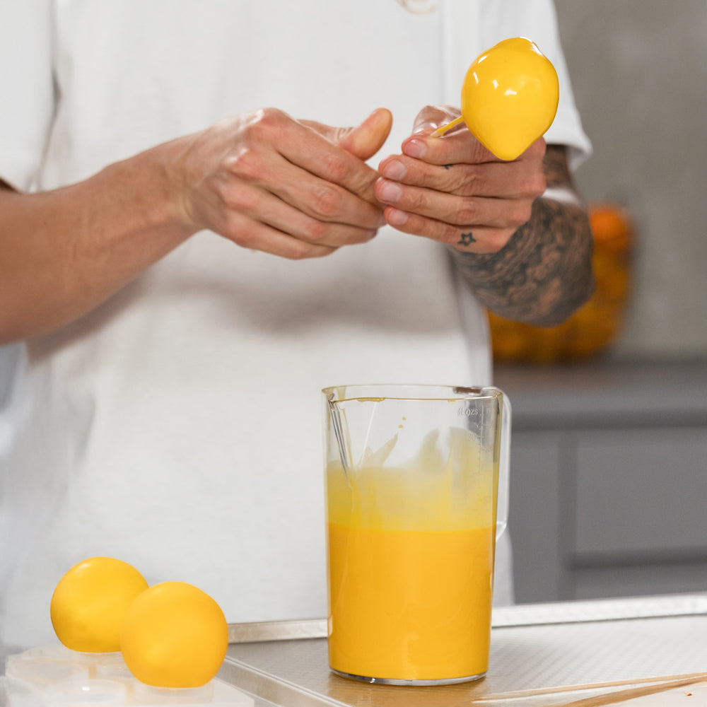 Best Haute Food Colors by Ksenia Penkina, Natural Colouring, Water Soluble, Oil Soluble, Fat Soluble Powder, Professional, Chefrubber, Colourmill, Chefmaster, Silikomart, Pavoni, Decorelief, Matfer, PastryClass, Valrhona, Cacao Barry, For Macarons, For Cakes
