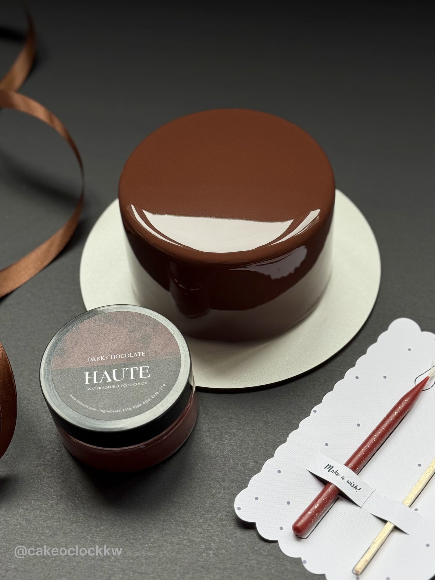 Best Haute Food Colors by Ksenia Penkina, Natural Colouring, Water Soluble, Oil Soluble, Fat Soluble Powder, Professional, Chefrubber, Colourmill, Chefmaster, Silikomart, Pavoni, Decorelief, Matfer, PastryClass, Valrhona, Cacao Barry, For Macarons, For Cakes
