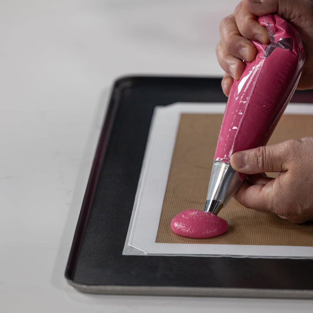 Online Class by Pierre Herme Teaching Macarons. Best Haute Food Colors by Ksenia Penkina, Natural Colouring, Water Soluble, Oil Soluble, Fat Soluble Powder, Professional, Chefrubber, Colourmill, Chefmaster, Silikomart, Pavoni, Decorelief, Matfer, PastryClass, Valrhona, Cacao Barry, For Macarons, For Cakes