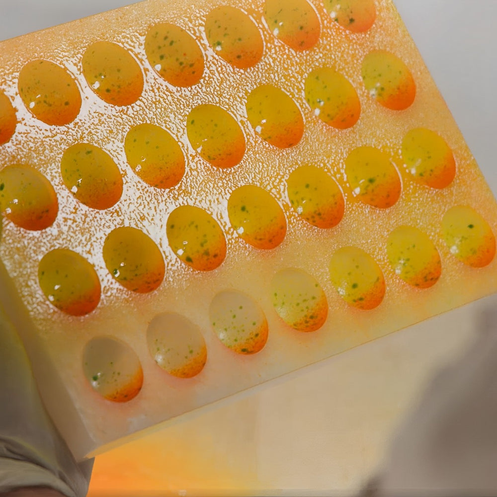 Online Class by Ramon Morato Teaching and Coloring Bonbons. Best Haute Food Colors by Ksenia Penkina, Natural Colouring, Water Soluble, Oil Soluble, Fat Soluble Powder, Professional, Chefrubber, Colourmill, Chefmaster, Silikomart, Pavoni, Decorelief, Matfer, PastryClass, Valrhona, Cacao Barry, For Macarons, For Cakes