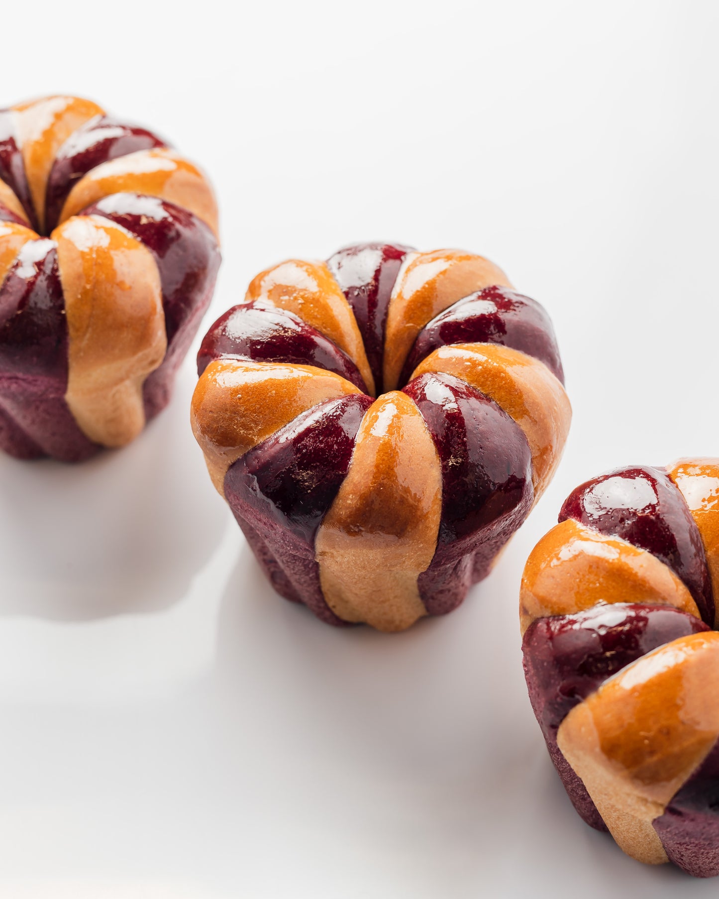 Brioche Final. Best Haute Food Colors by Ksenia Penkina, Natural Colouring, Water Soluble, Oil Soluble, Fat Soluble Powder, Professional, Chefrubber, Colourmill, Chefmaster, Silikomart, Pavoni, Decorelief, Matfer, PastryClass, Valrhona, Cacao Barry, For Macarons, For Cakes
