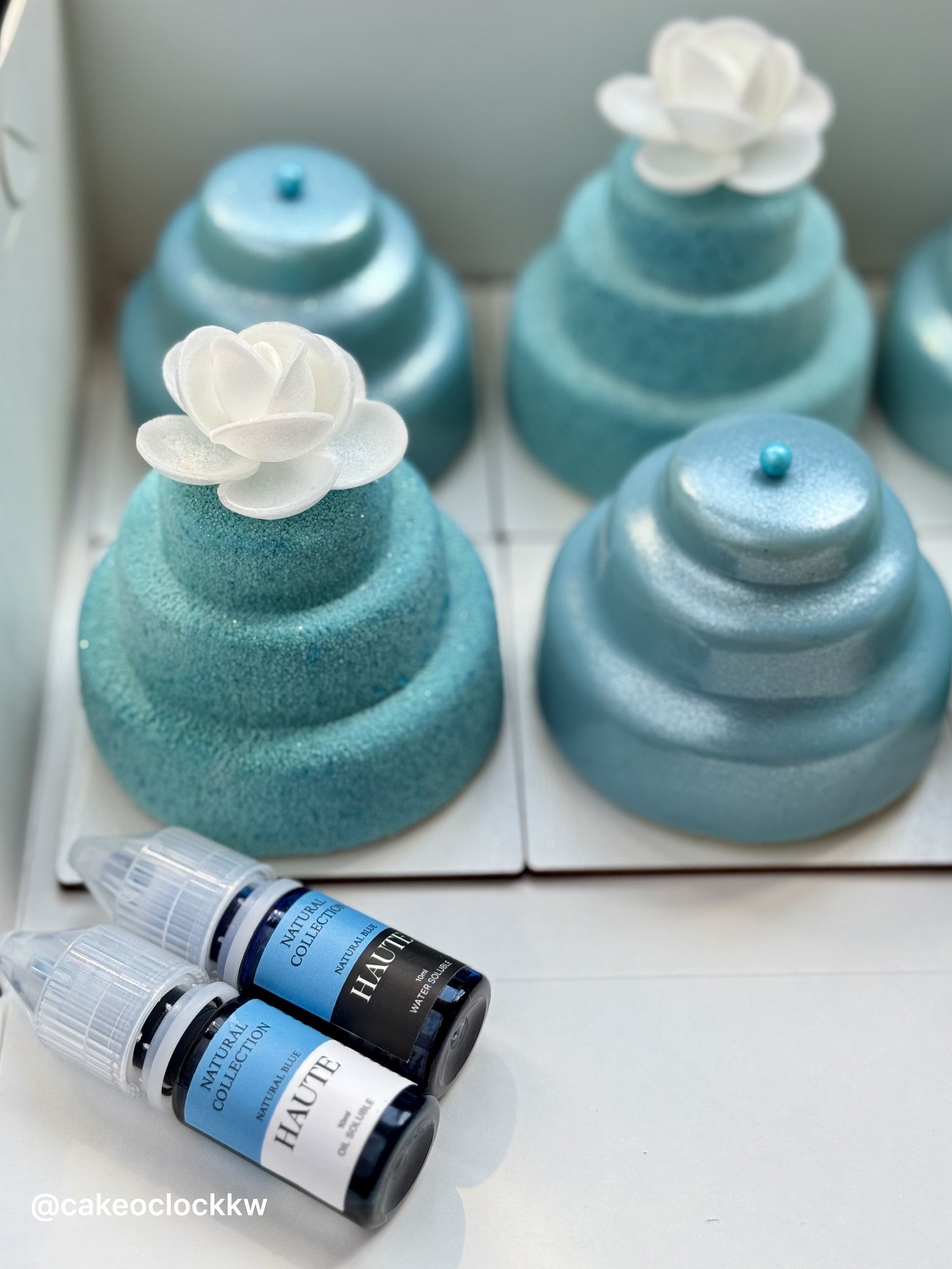 NATURAL BLUE, OIL-SOLUBLE